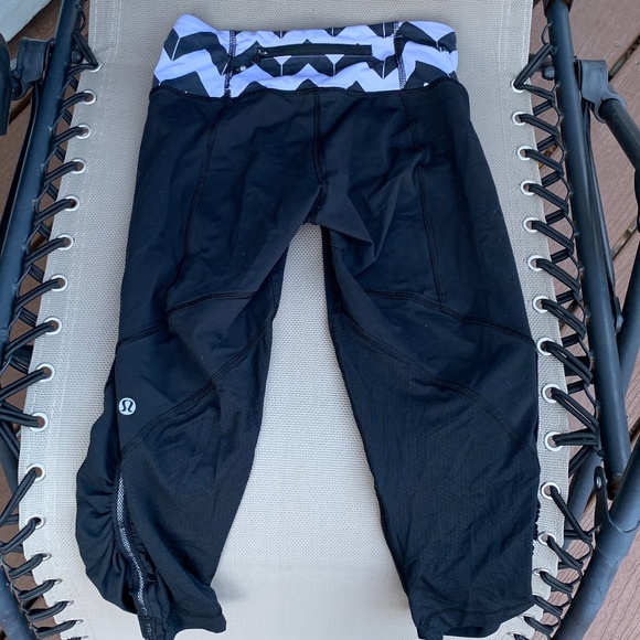 Women’s lululemon size 2 leggings - Picture 1 of 1